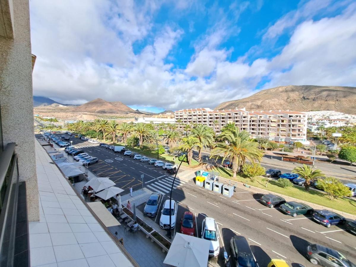 Newly Reformed 2 Bedroom Apartment In The Center Of Los Cristianos Los Cristianos  Ngoại thất bức ảnh