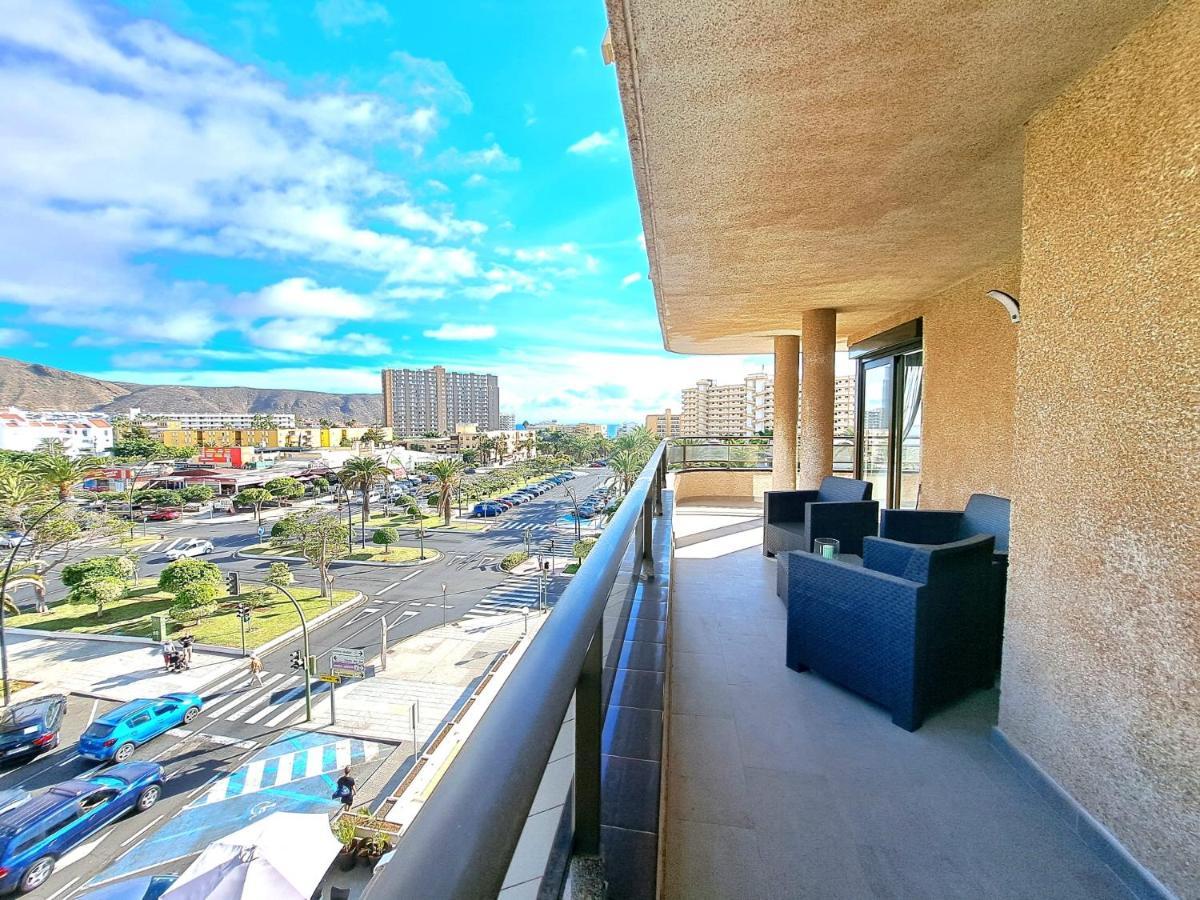 Newly Reformed 2 Bedroom Apartment In The Center Of Los Cristianos Los Cristianos  Ngoại thất bức ảnh